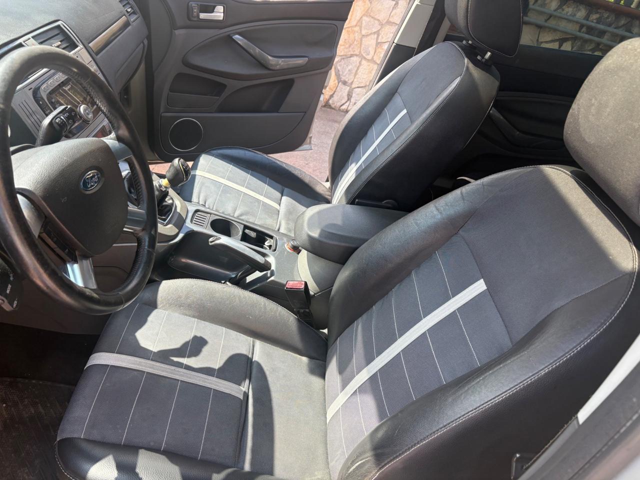 Ford Kuga Bella