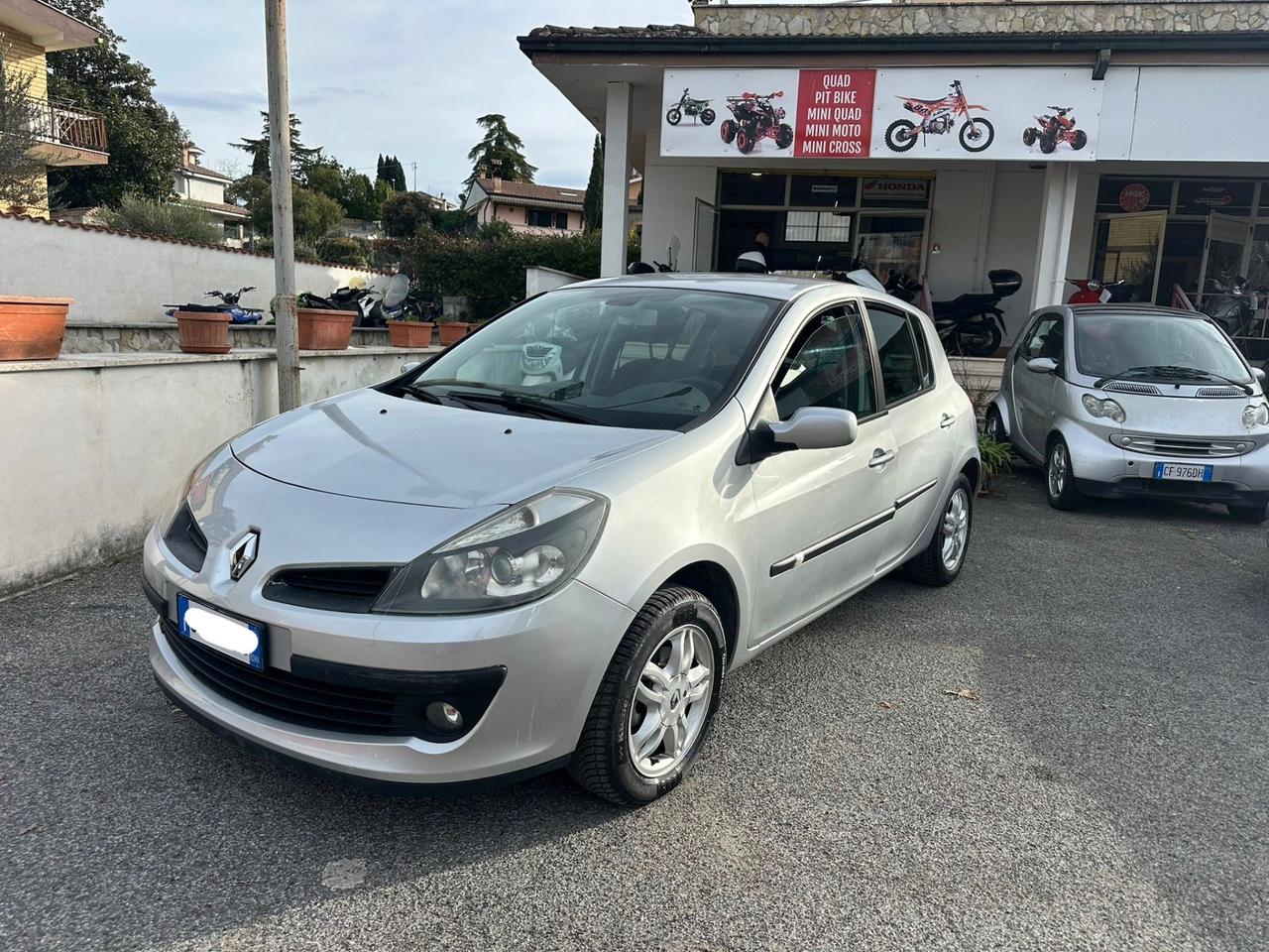 Renault Clio 1.6 benzina