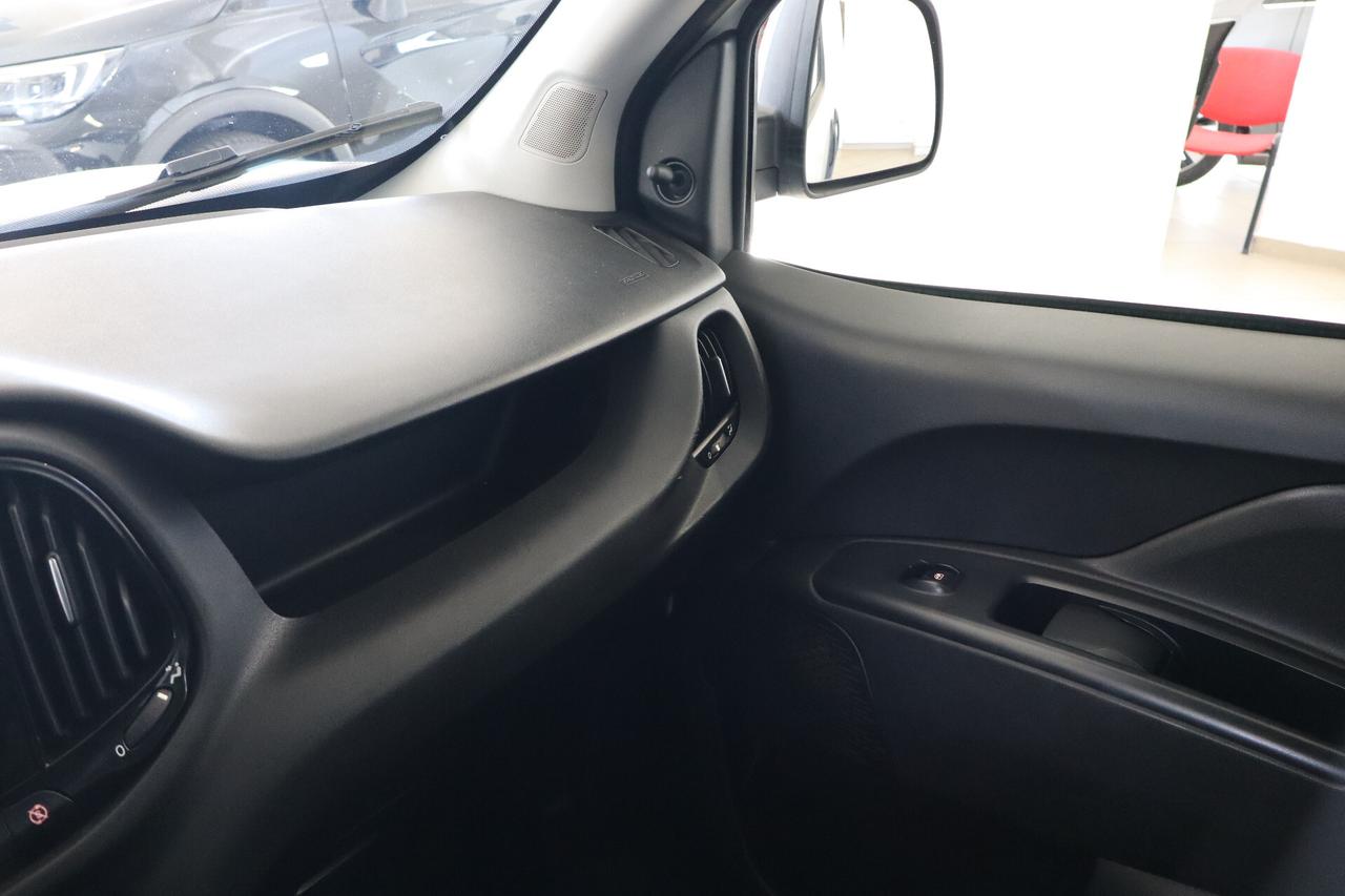 FIAT DOBLO' CARGO 3 POSTI 1.6 MJET 105 CV LOUNGE