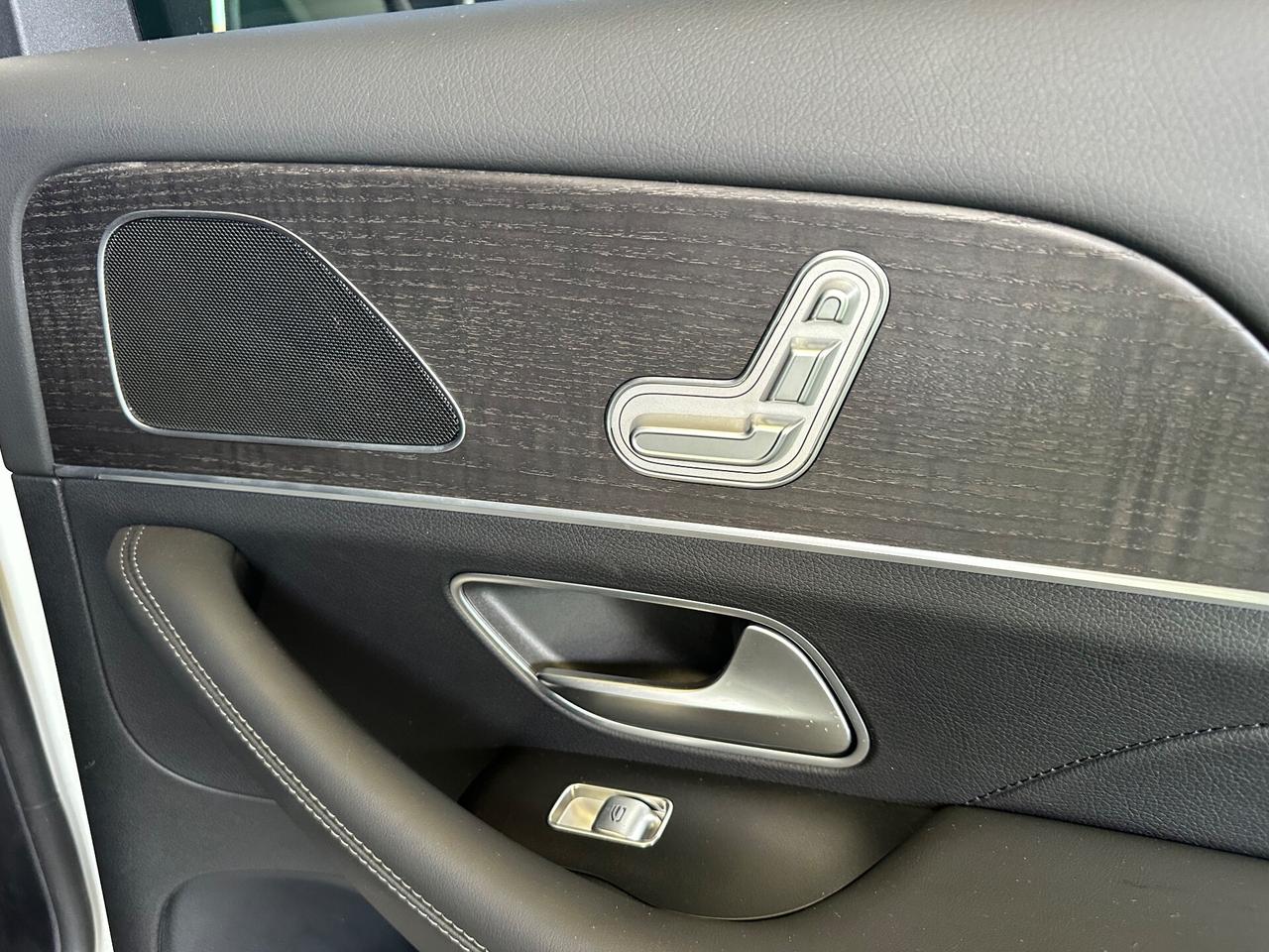 Mercedes GLE 300 d 4Matic Mild Hybrid AMG Premium 7 POSTI