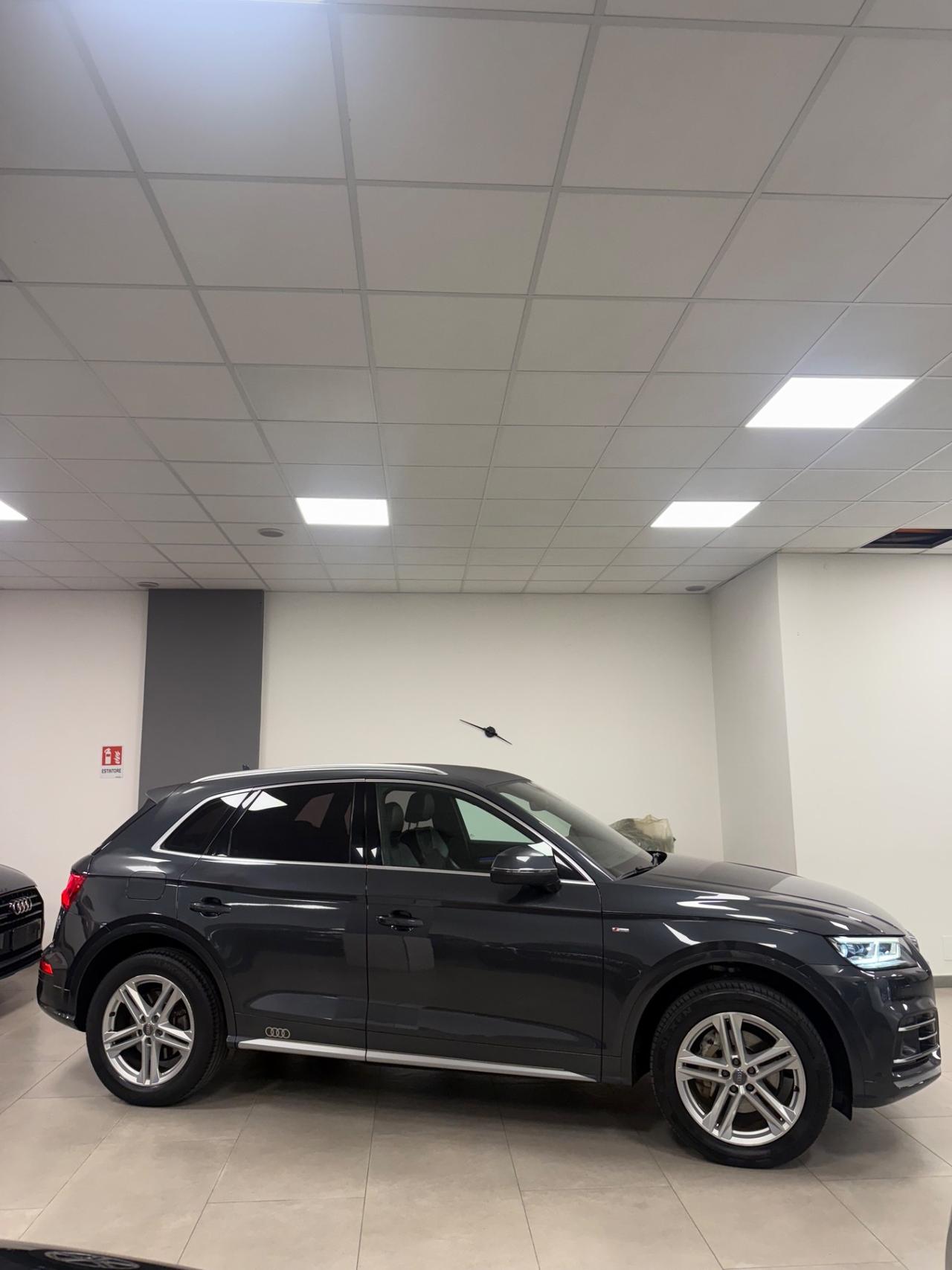 Audi Q5 40 TDI quattro S tronic line plus
