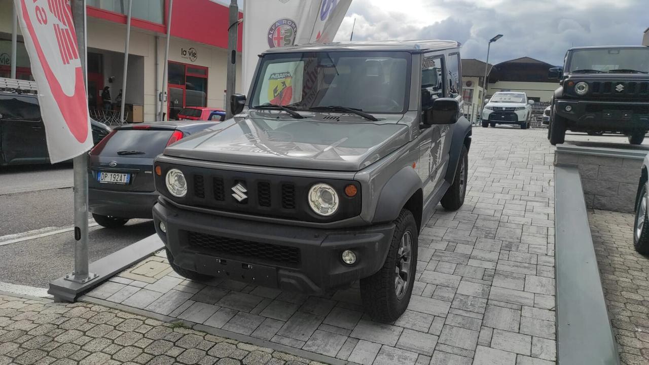 SUZUKI JIMNY TOP 1.5 BENZINA 4 POSTI GANCIO TRAINO