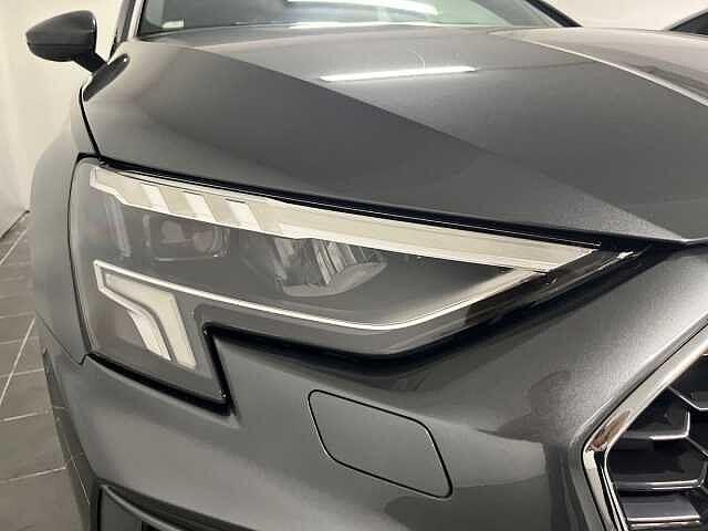 Audi A3 Sedan 30 TDI S tronic S line edition