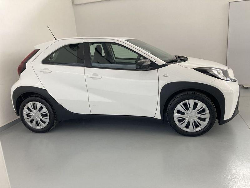 Toyota Aygo X 1.0B (72 CV) Active