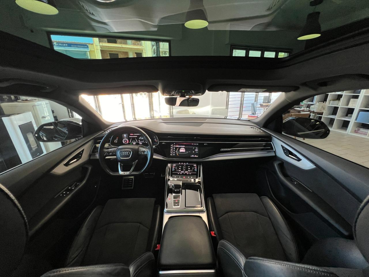 Audi Q8 45 TDI S LINE TETTO-FULL-BLACK