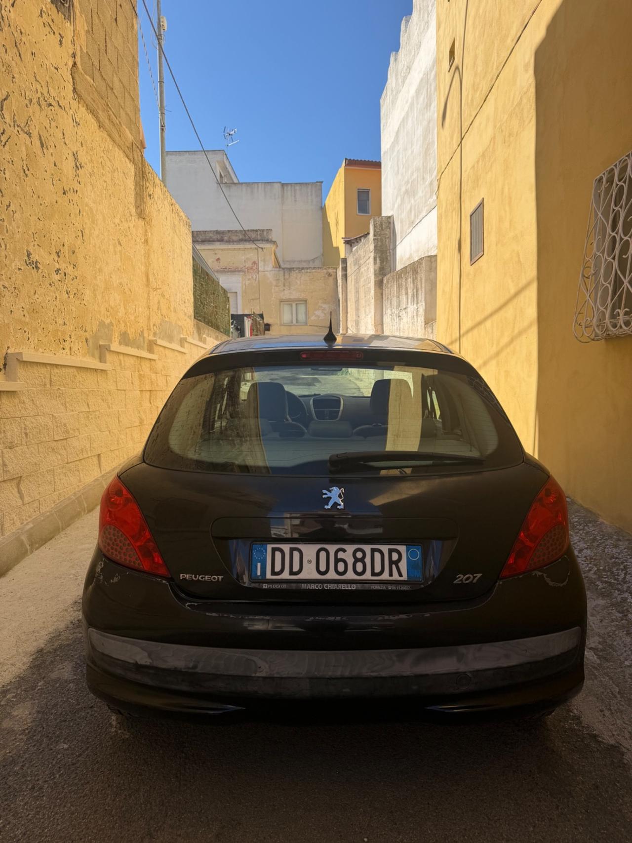 Peugeot 207 1.4 HDi 70CV 5p. ONE Line