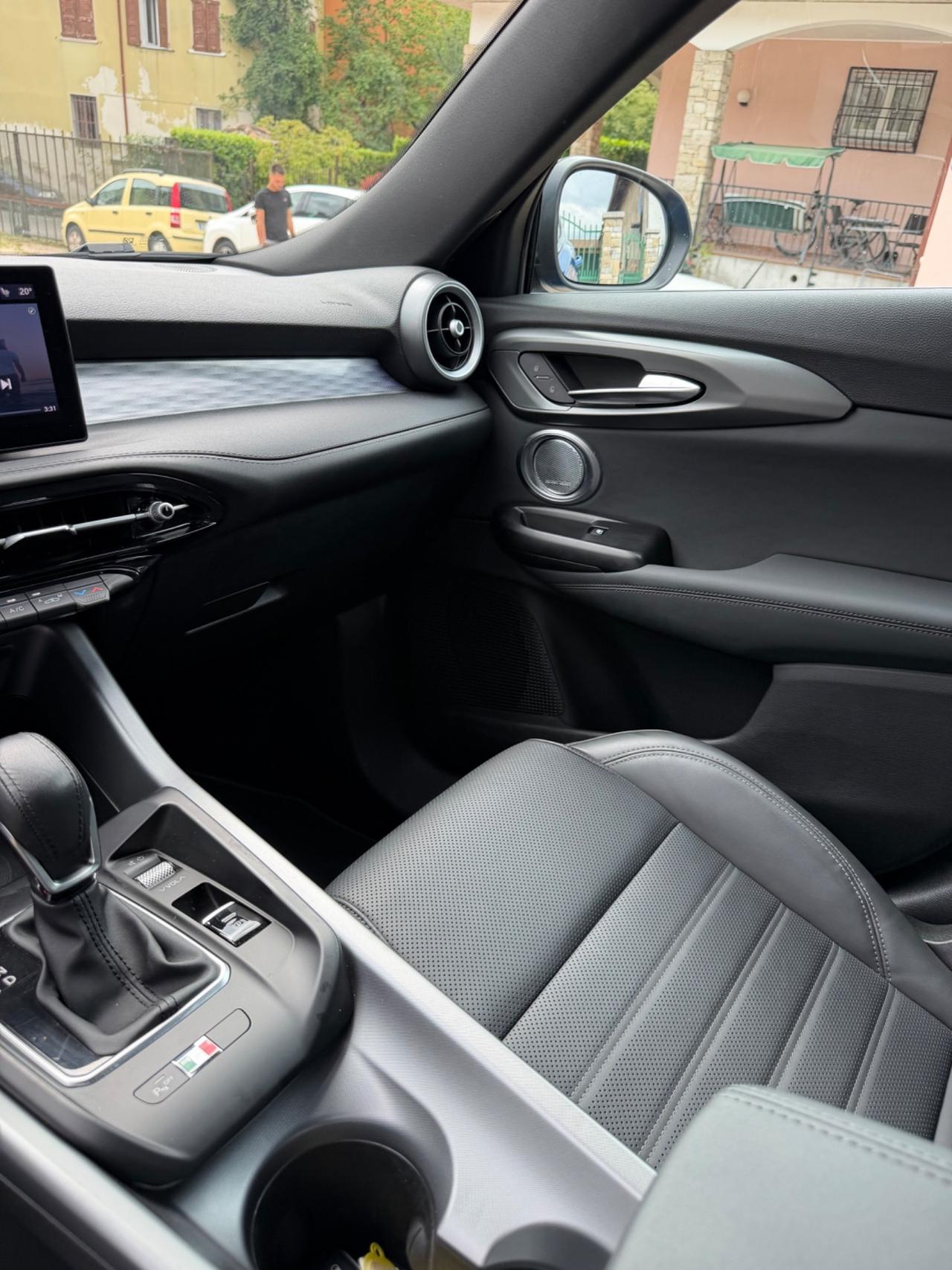 Alfa Romeo TONALE SPECIALE FULLOPT UNICOPR