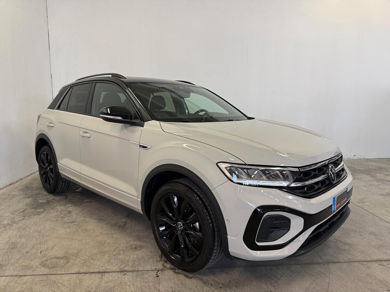 Volkswagen T-Roc 1.5 Tsi R-Line Dsg ** condizioni pari al nuovo ** Garanzia Volkswagen ** prezzo reale senza vincoli di finanziamento **
