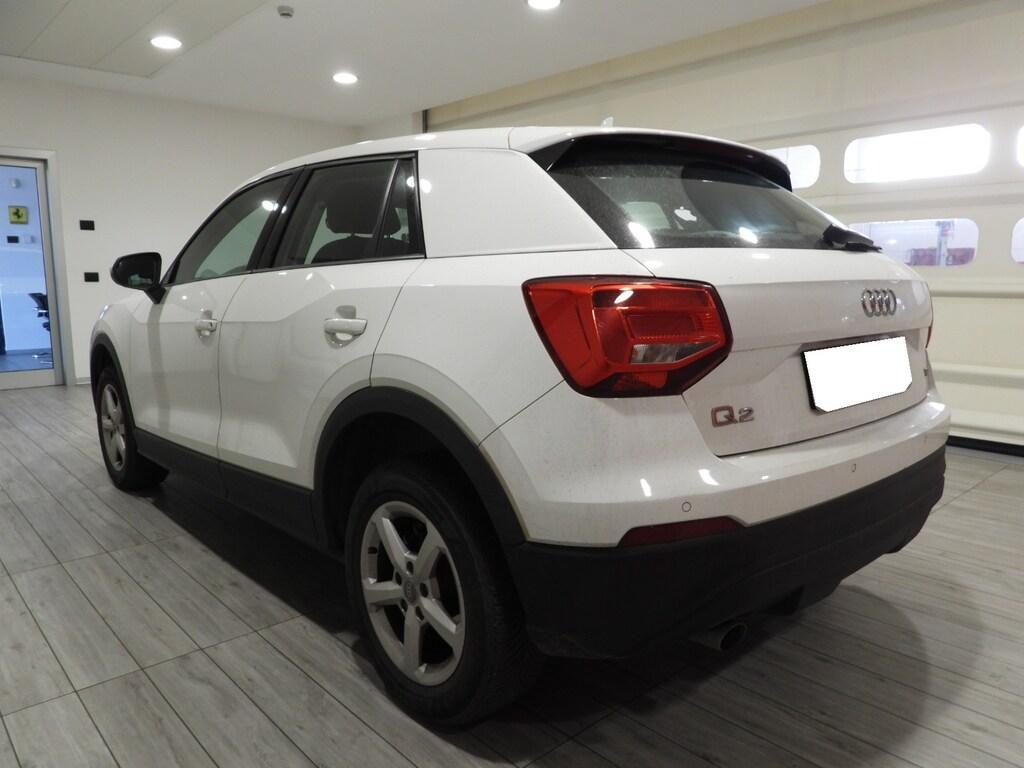 Audi Q2 1.6 TDI Business S tronic