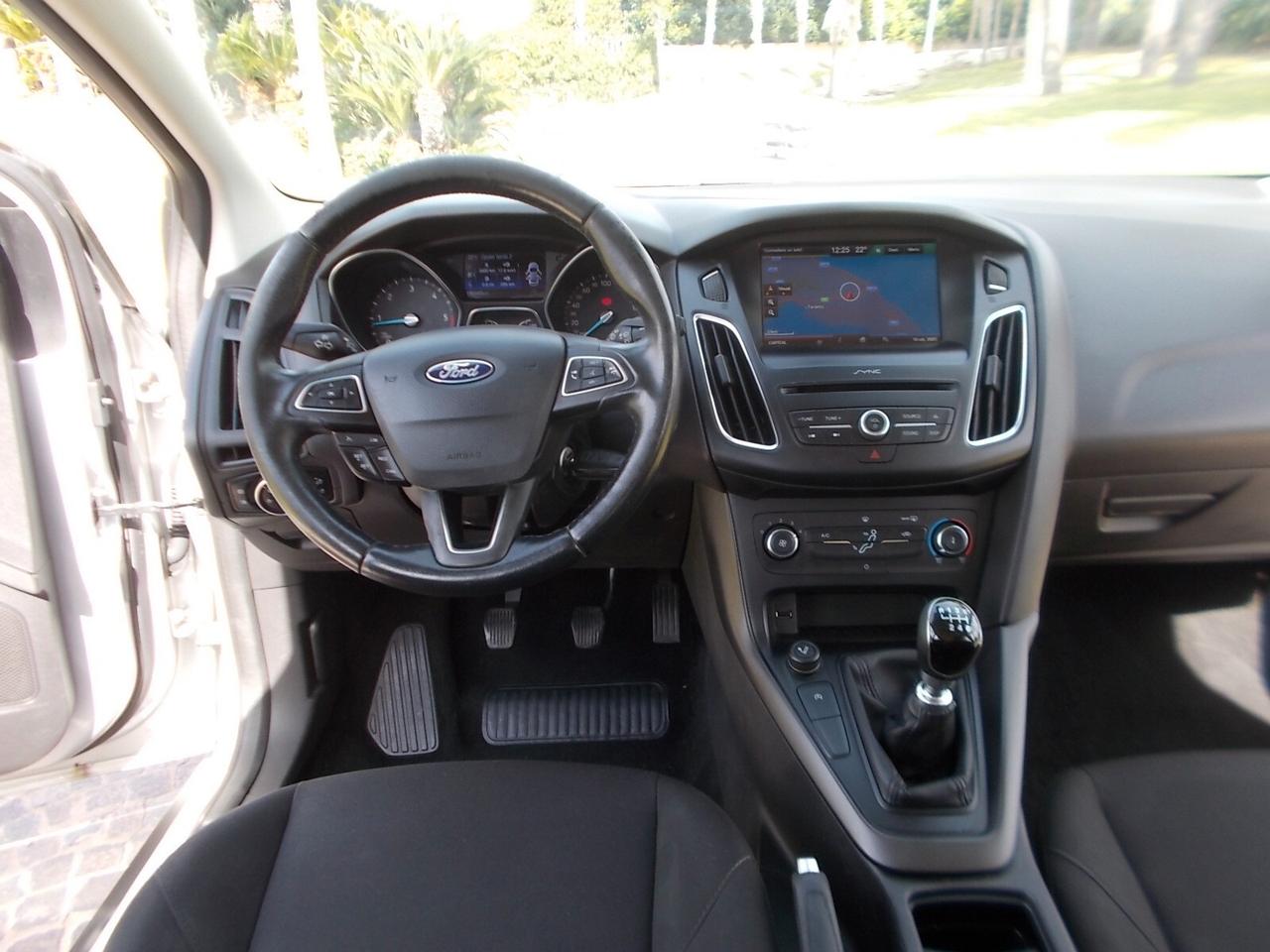 Ford Focus 1.5 TDCi 120cv FULL OPTIONAL