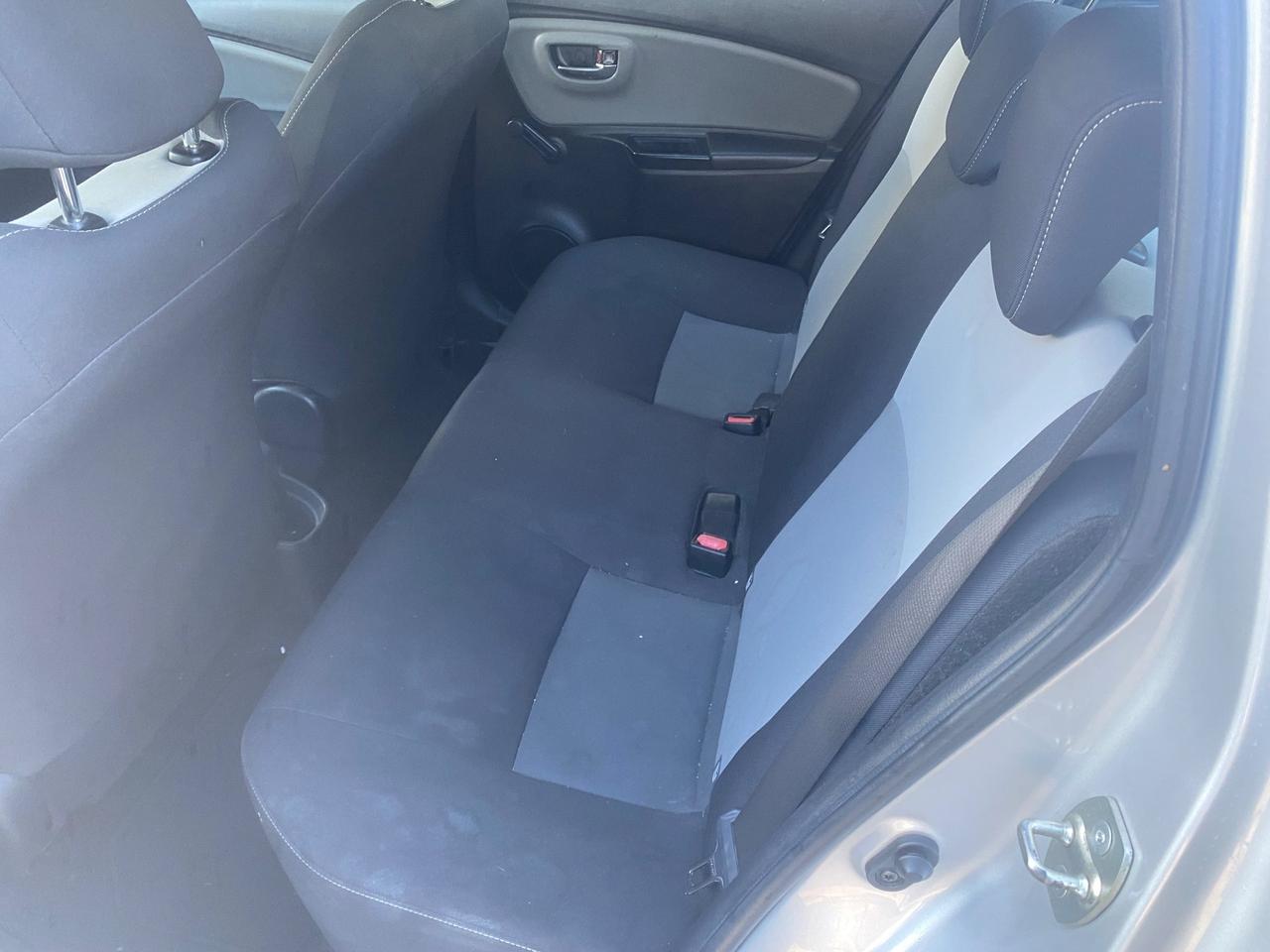 Toyota Yaris 1.0 72 CV 5 porte Cool