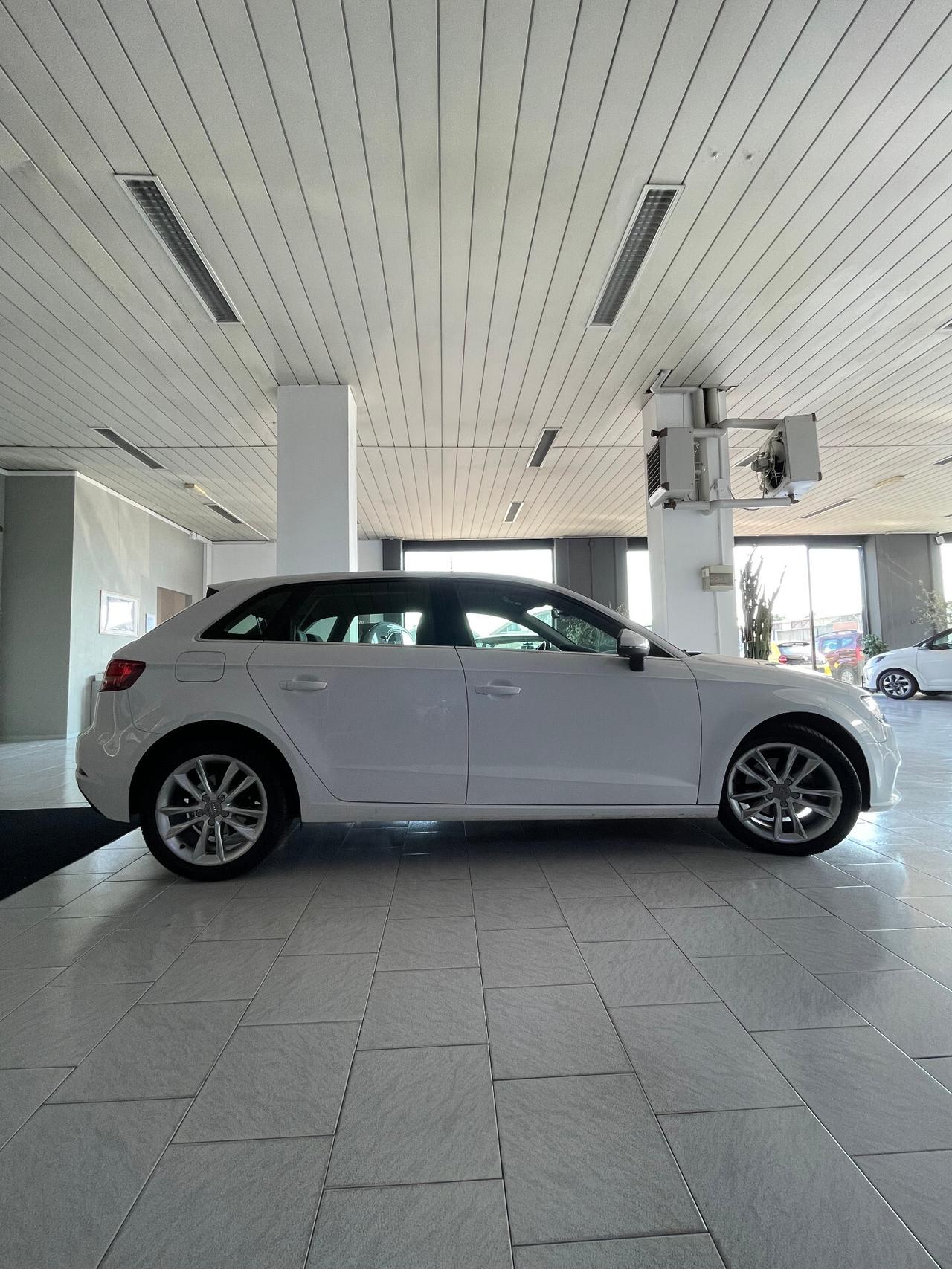 Audi A3 SPB 30 TDI S tronic Business
