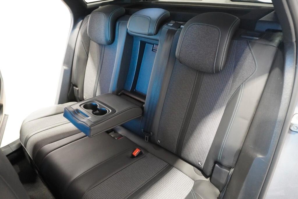 PEUGEOT 3008 1.5 BLUEHDI 130CV 6M. SeS ALLURE ( FARI LED - I-COCKPIT - CRUISE - NAVI - MIRROR - PDC - TELECAMERA POST. - CERCHI 18 )