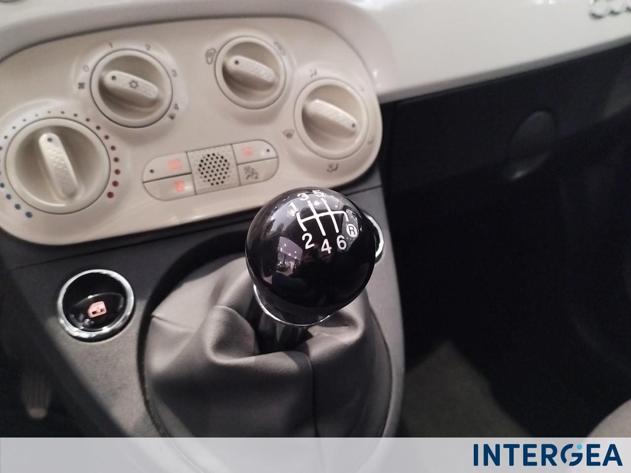 FIAT 500 1.0 hybrid Club 70cv