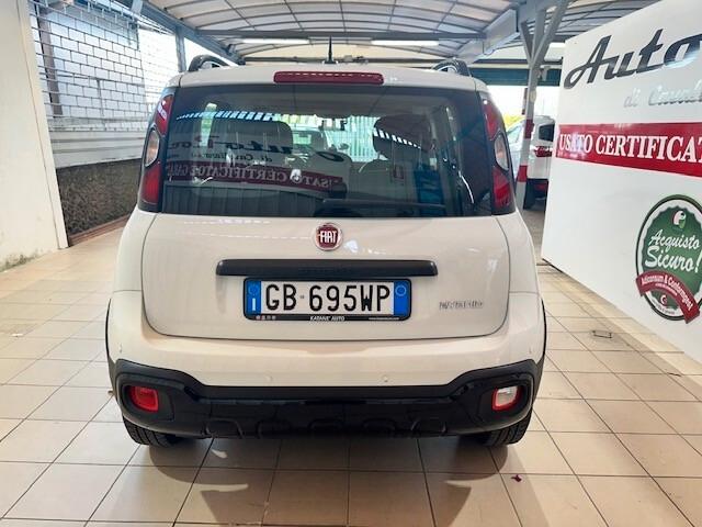 Fiat Panda 1.0 FireFly S&S Hybrid City Cross TRUSSARDI