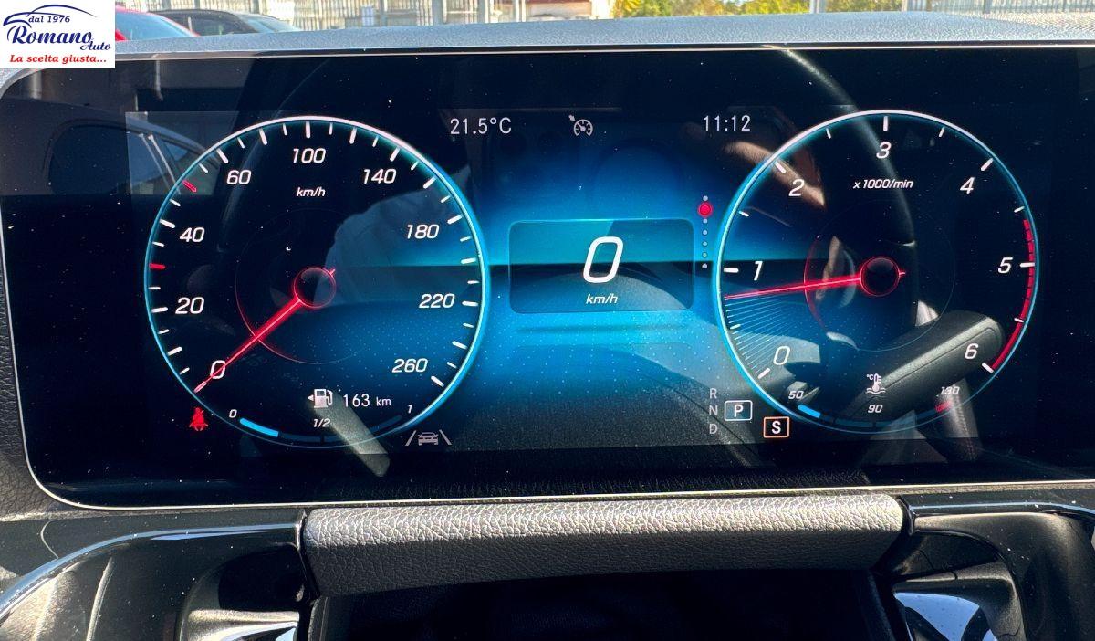 MERCEDES - Classe GLA - 200 d Automatic Sport#PACK LUCI AMBIENTE!