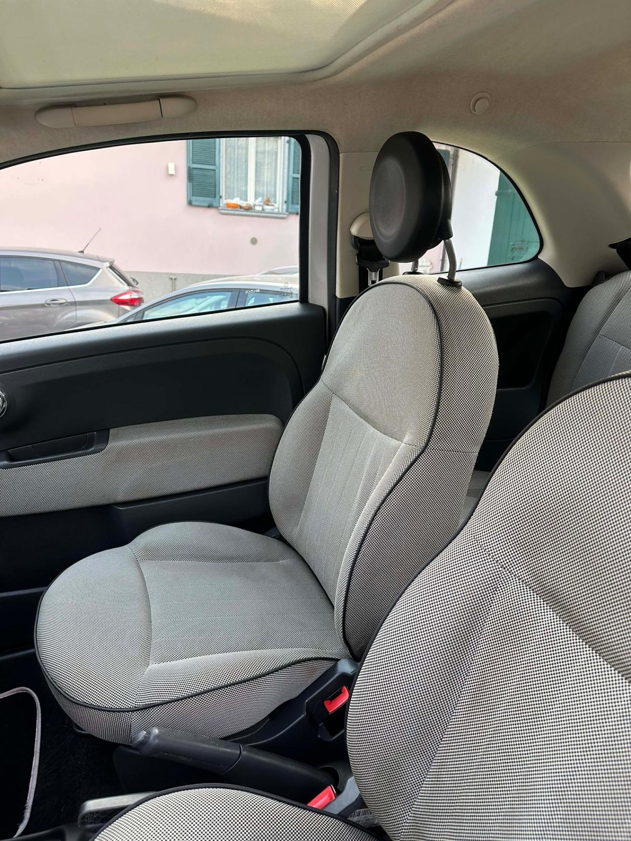 Fiat 500 1.2 LOUNGE KMCERT NEOPAT