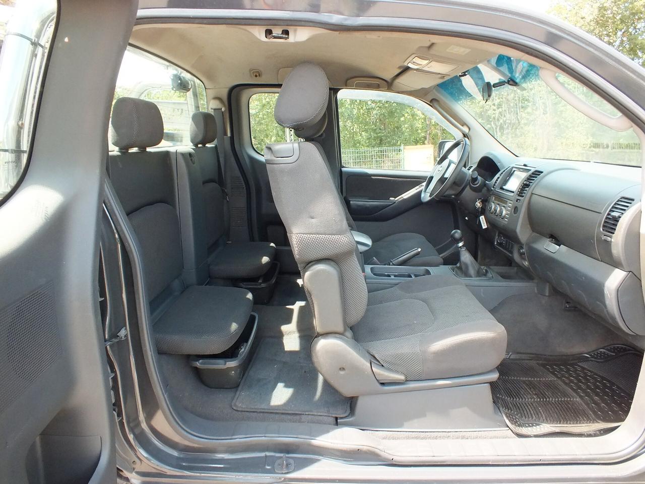 NISSAN NAVARA 2.5 DCI 175 CV KING CAB 4 POSTI