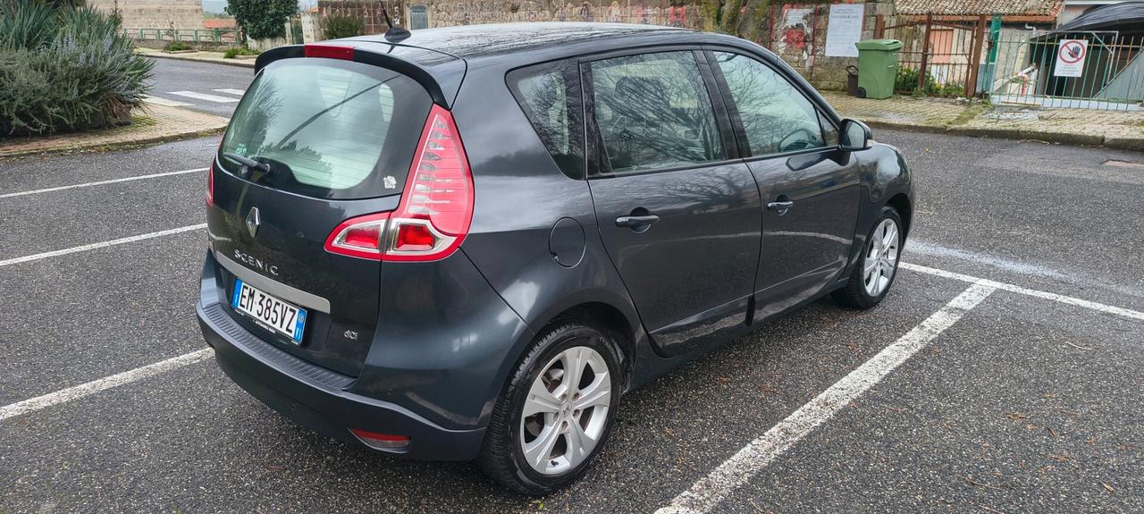 Renault Scenic Scénic X-Mod 1.5 dCi 110CV Luxe