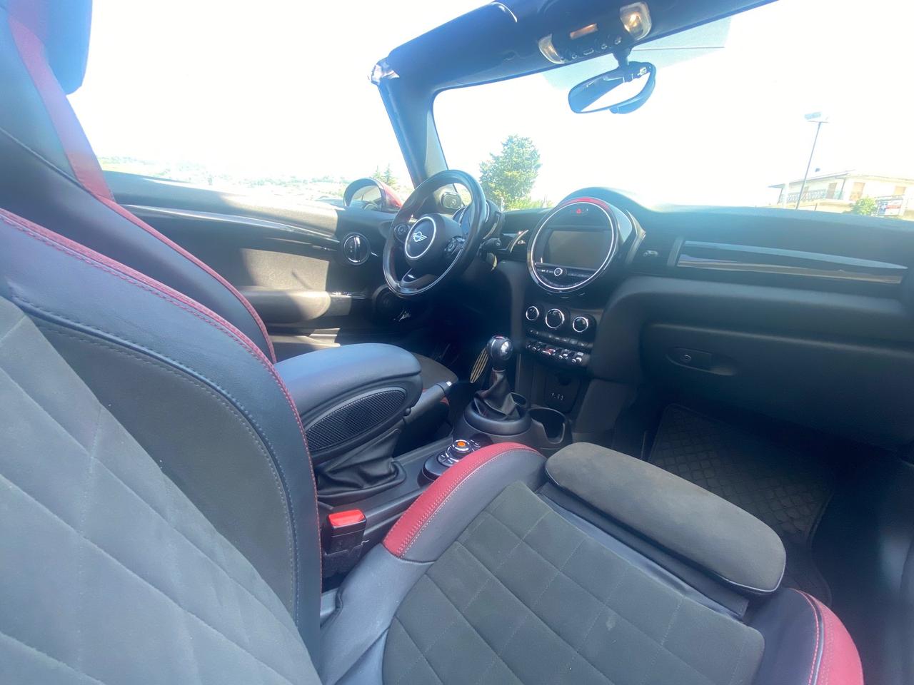 Mini Cooper D Cabrio 1.5 boost 116cv **Pack John Cooper Works**