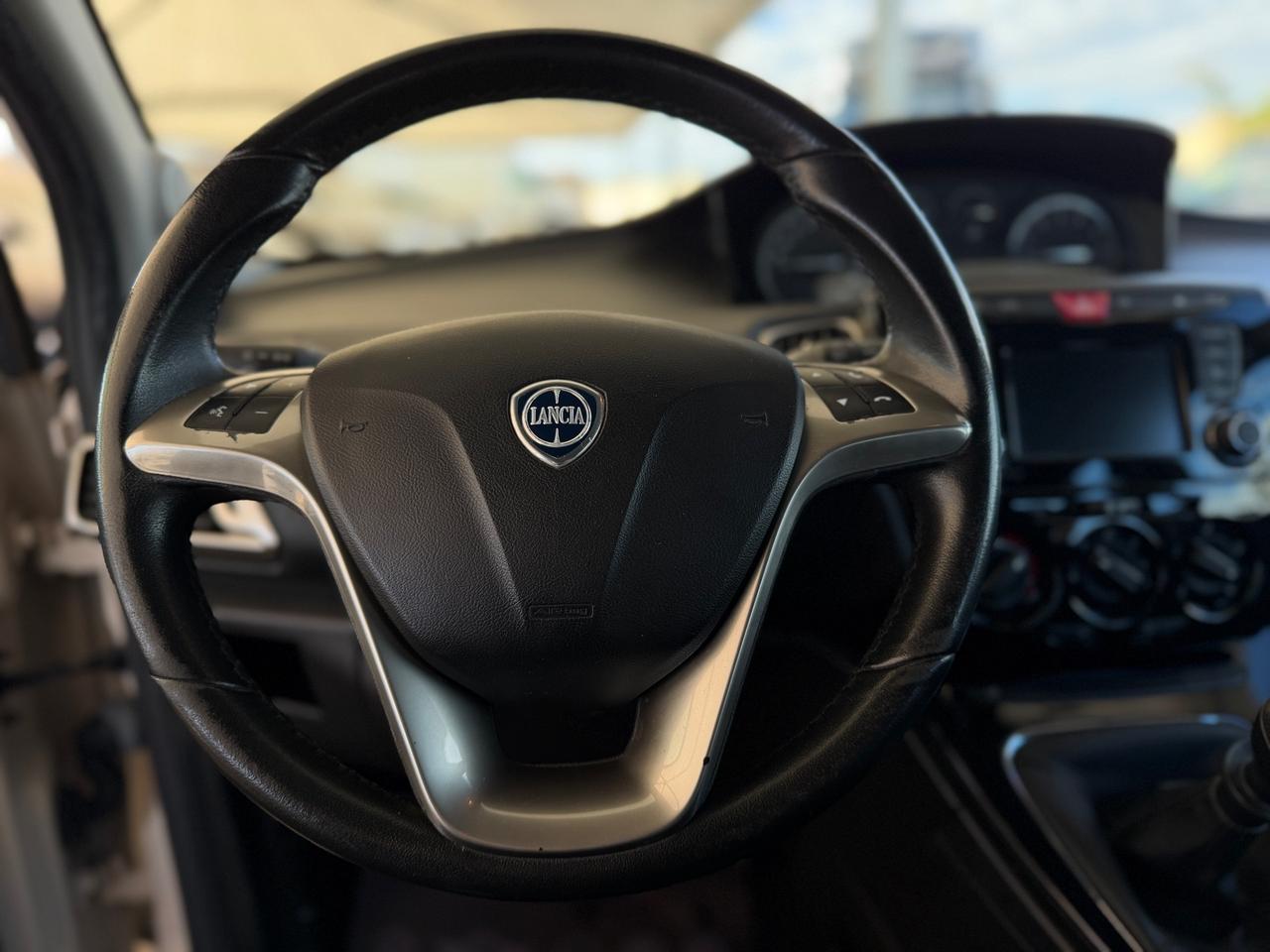 Lancia Ypsilon 1.2 69 CV 5 porte Gold UNICO PROPRIETARIO