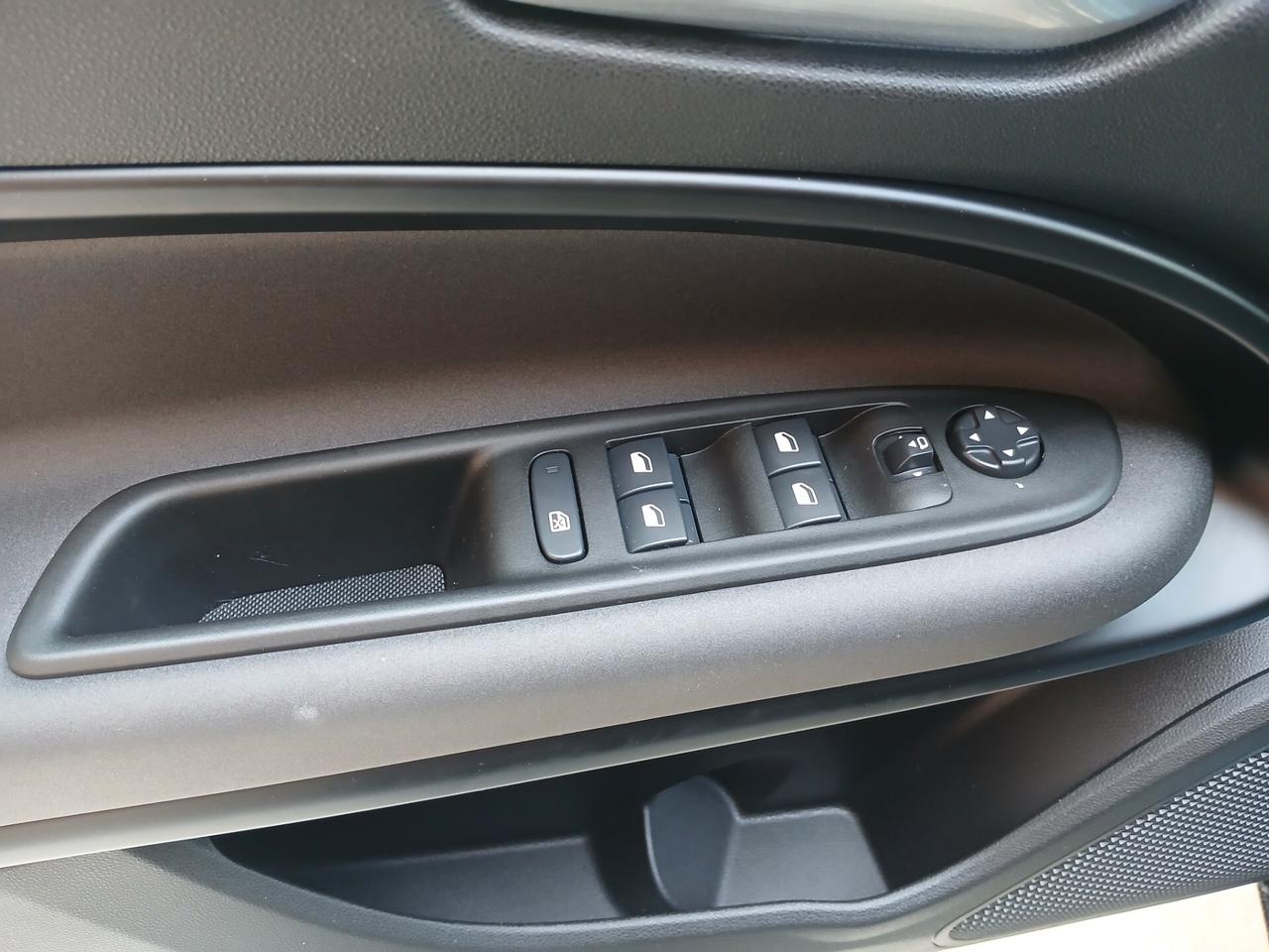 Alfa Romeo Junior 1.2 136 CV Hybrid eDCT6