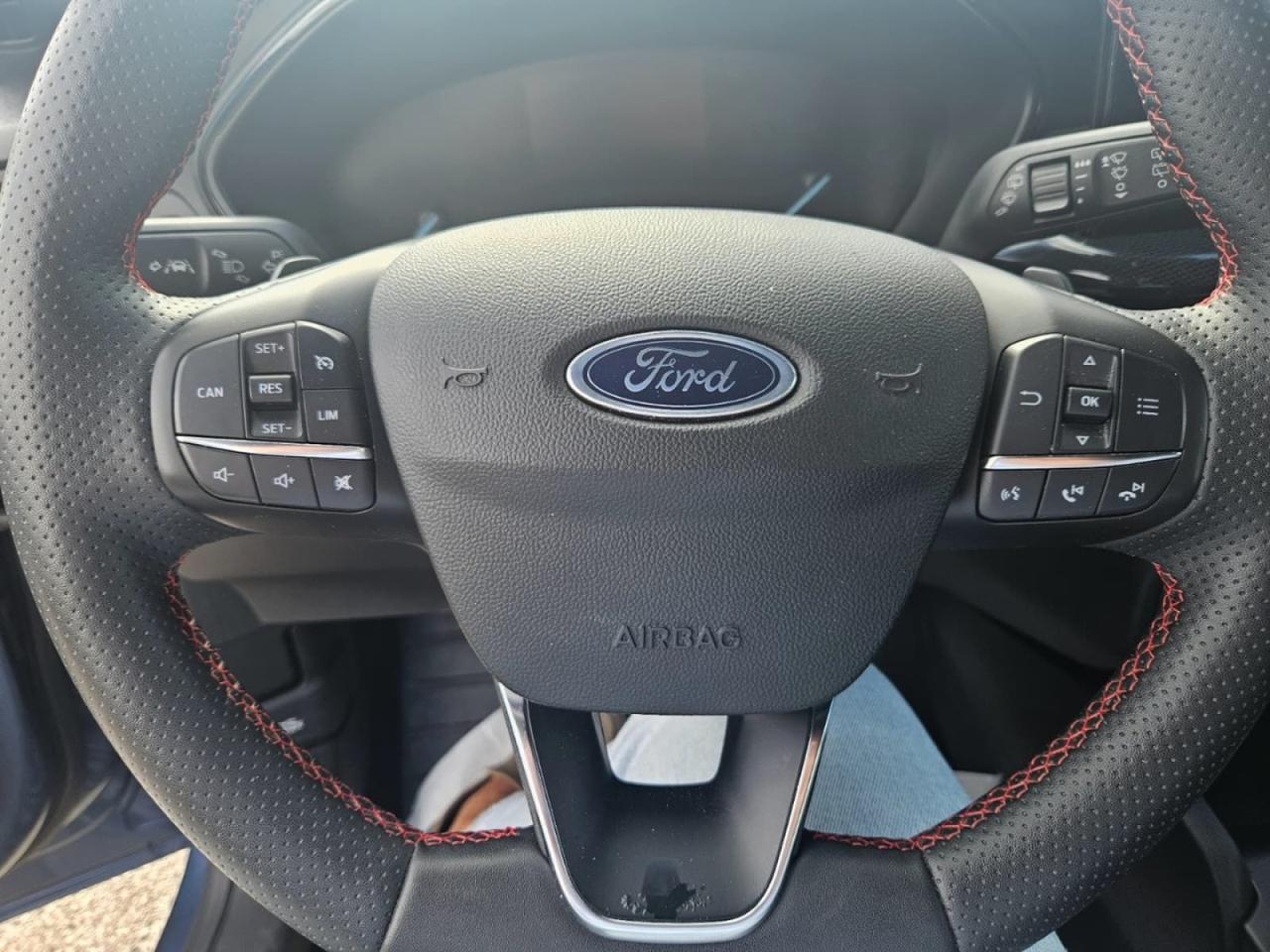 FORD Focus V 2022 SW - Focus SW 1.0 ecoboost h ST-Line Design 125cv powershift