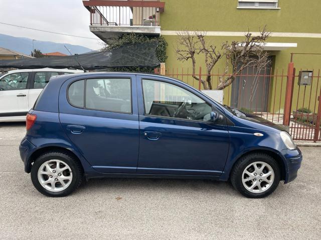 TOYOTA Yaris 1.0i 16V cat 5 porte