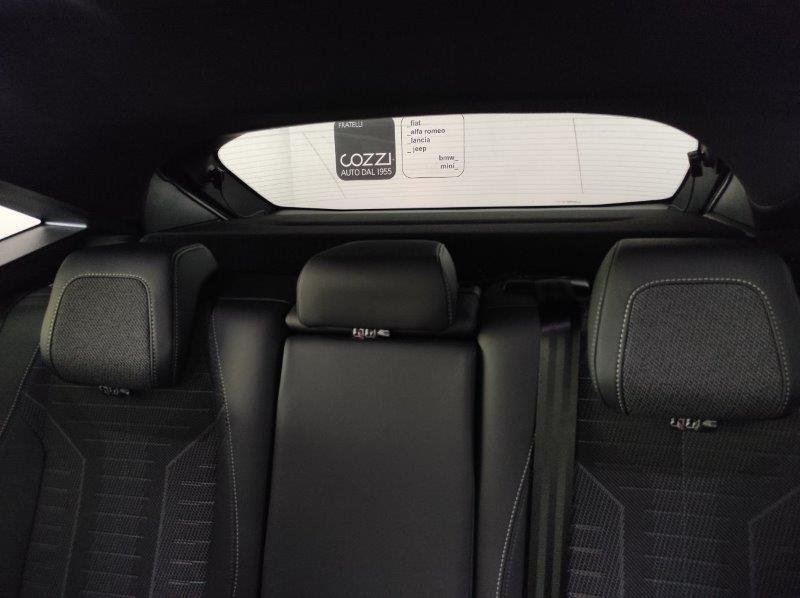 PEUGEOT 3008 3ª serie - 3008 Hybrid 145 e-DCS6 GT