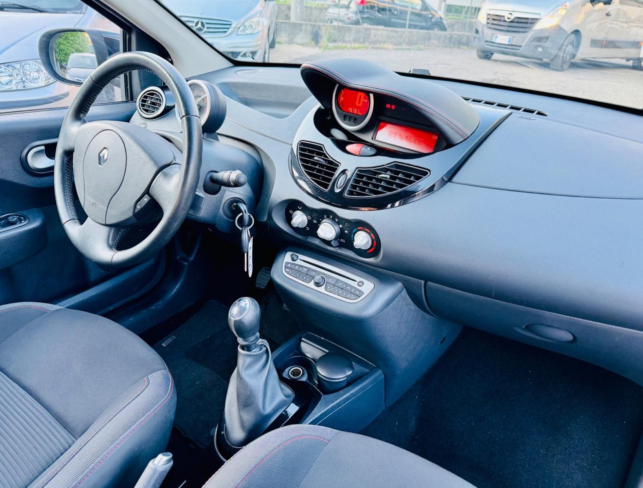 Renault Twingo 1.2 16V Etoile ok Neopatentati