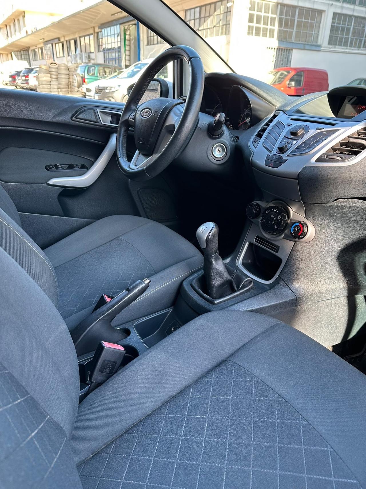 Ford Fiesta 1.2 60CV 5p. Titanium