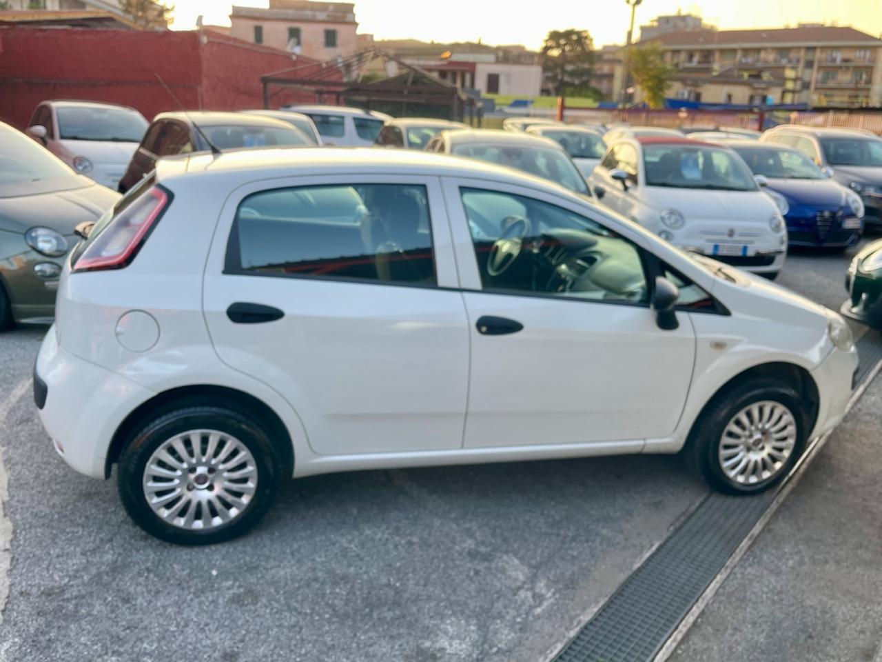 Punto Evo 1.4 5 porte-metano-rate-garanzia-