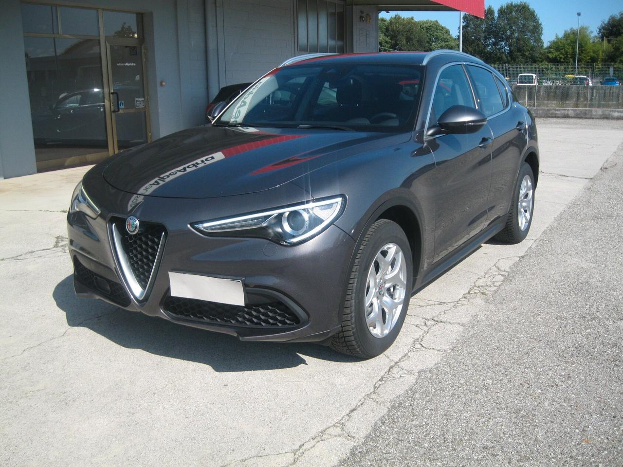 Alfa Romeo Stelvio 2.2 Turbodiesel 190 CV AT8 Q4 Business