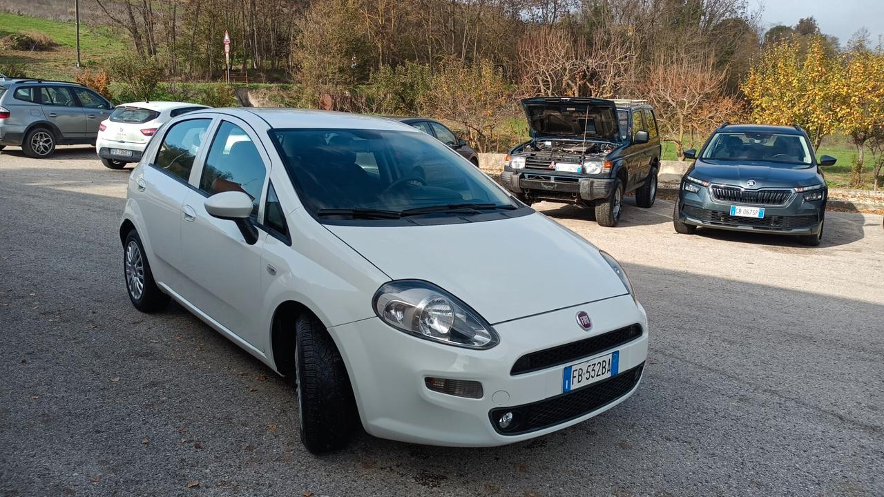 Fiat Punto 1.3 DIESEL anno dicembre 2015 ECCELLENTI CONDIZIONI