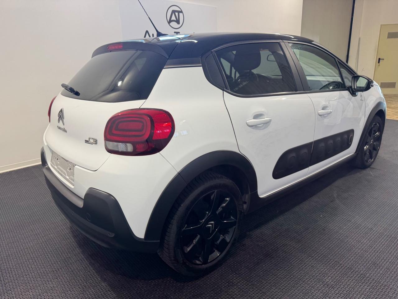 Citroen C3 PureTech 82 Shine
