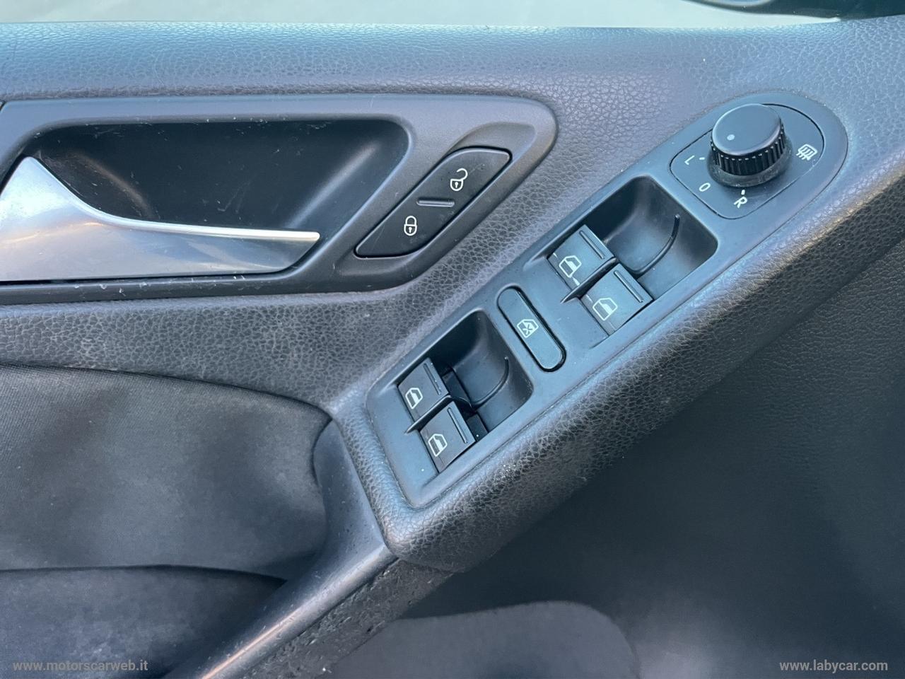 VOLKSWAGEN Golf 1.6 5p. Comfortline