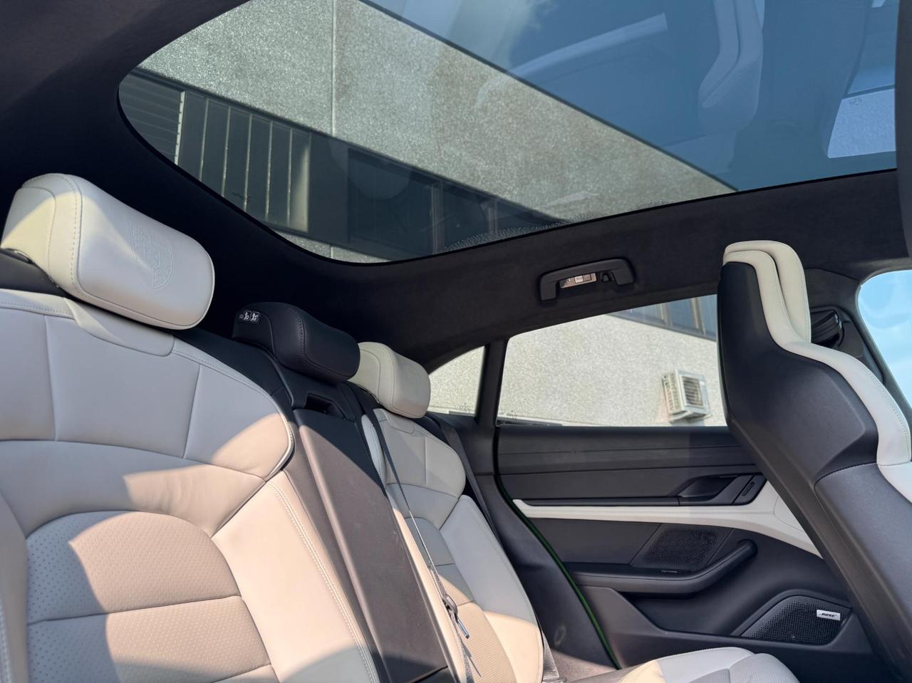 Porsche Taycan Cross Turismo Turbo 5p.ti