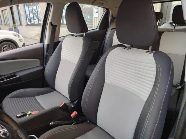 TOYOTA Yaris 1.5 Hybrid 5 porte Y20 PREZZO REALE-NEOPATENTATI