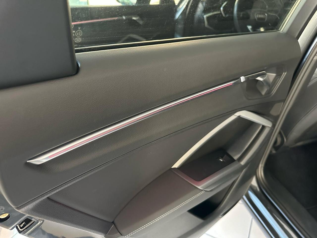 Audi Q3 Sportback Blackline edition 35 TDI S-tronic