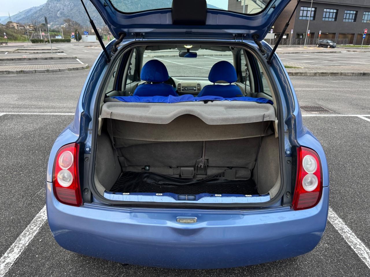 Nissan Micra 1.0 16V 5 porte Visia