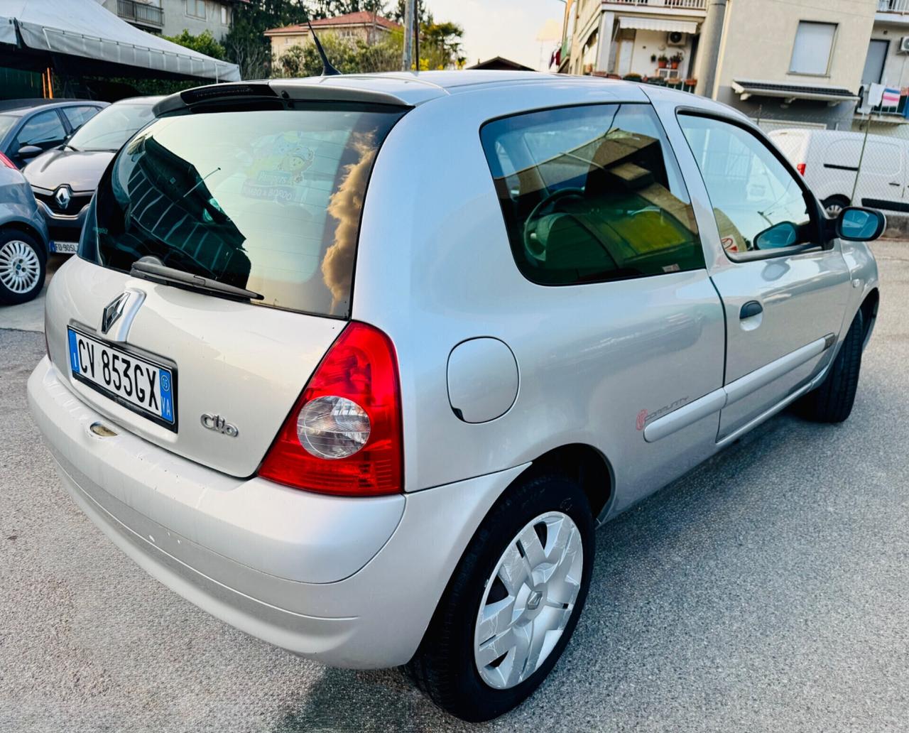 Renault Clio 1.2 3 porte Ok Neopatentati