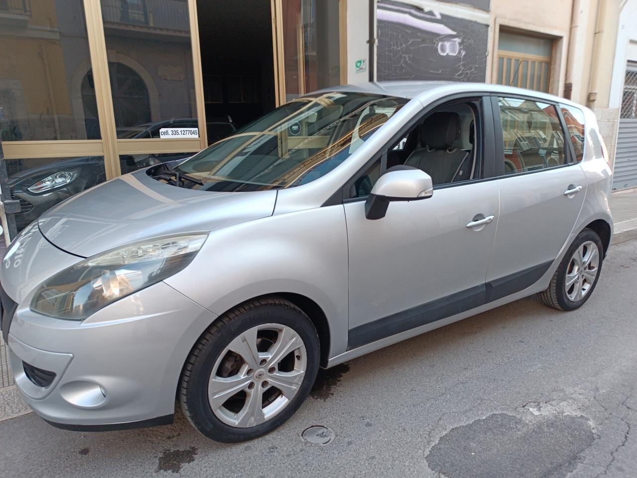 Renault Scenic Scénic X-Mod 1.6 GPL Dynamique