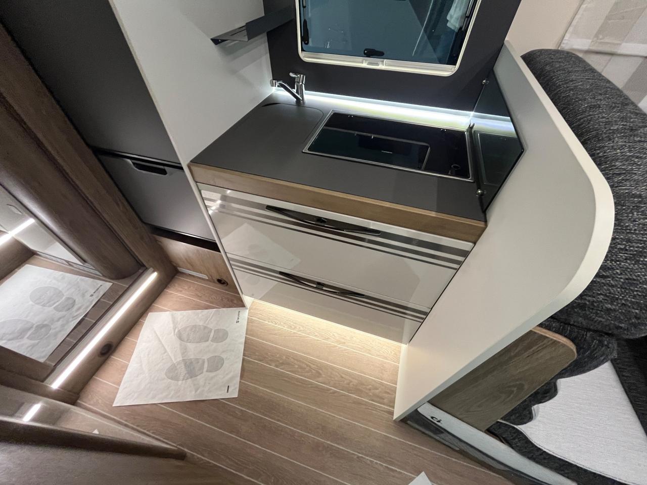 CI INTERNATIONAL MAGIS 85 XT