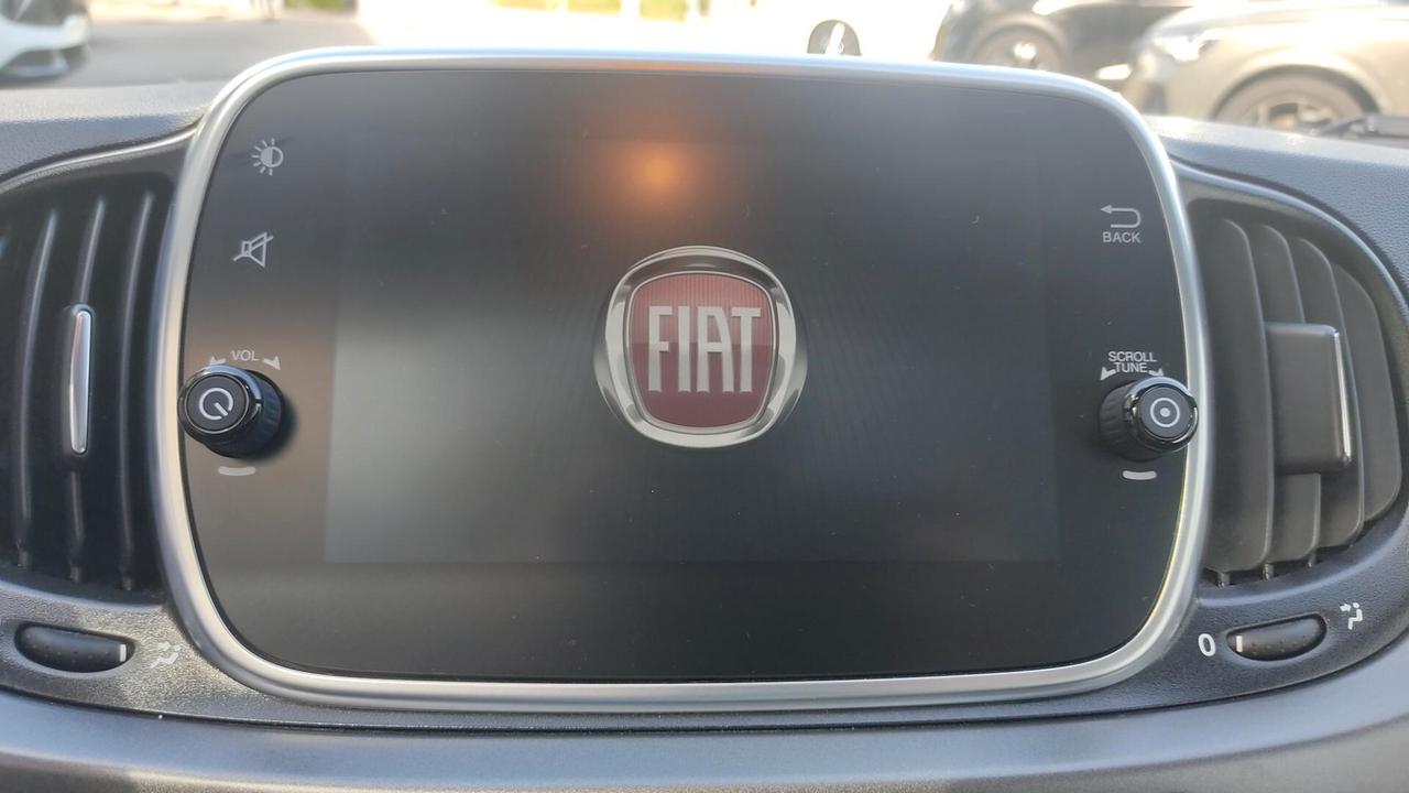 Fiat 500 1.0 Hybrid Rockstar