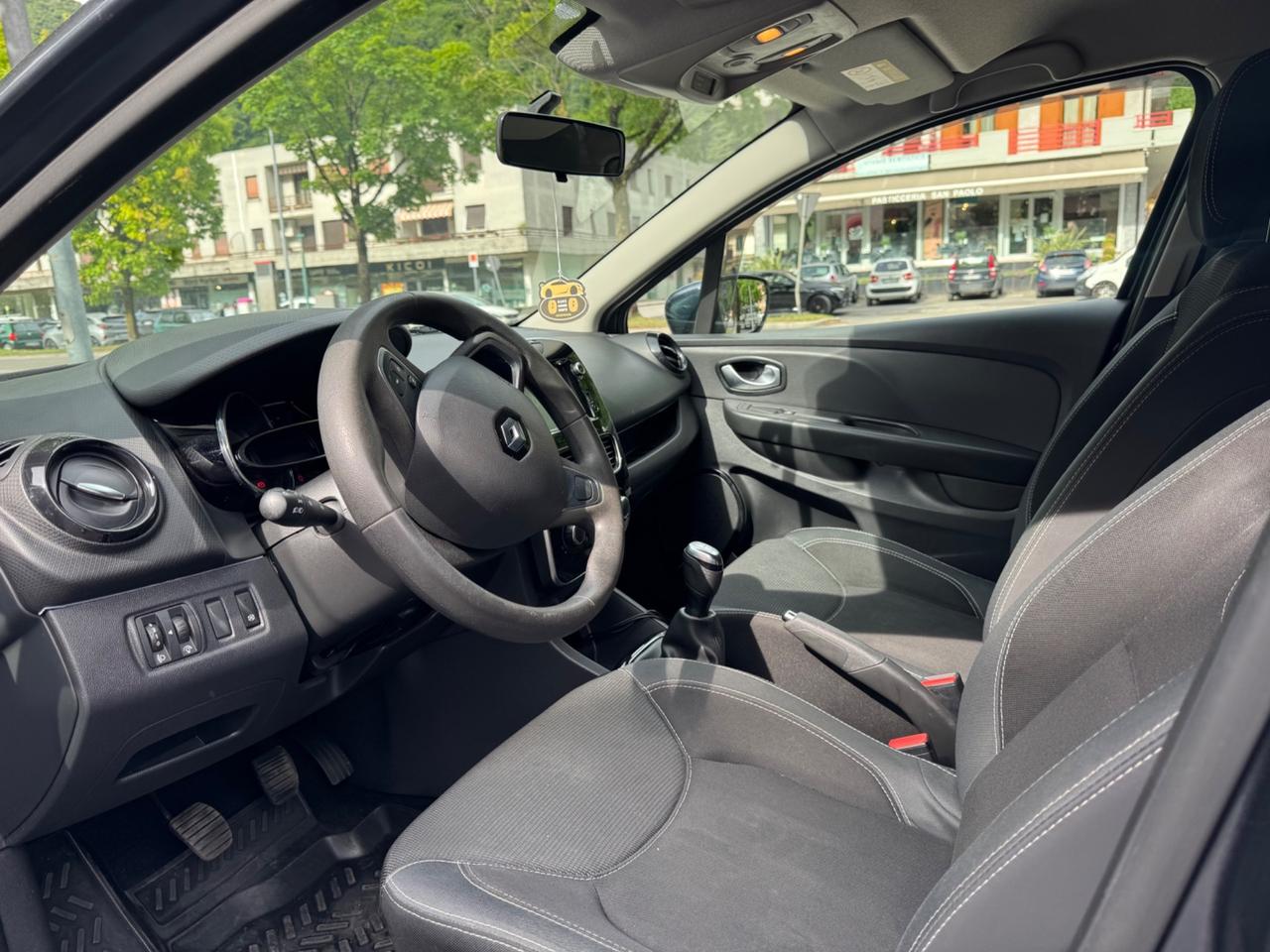 Renault Clio dCi 8V 75 CV Start&Stop 5 porte Energy Duel