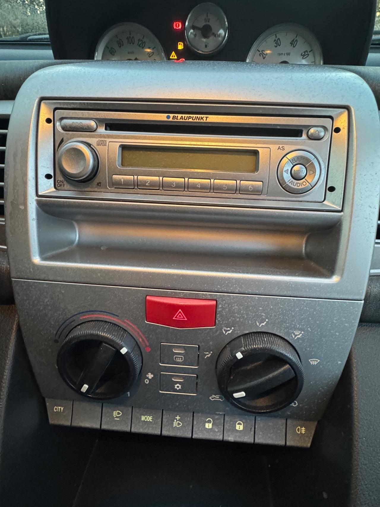 Lancia Ypsilon 1.4 Platino