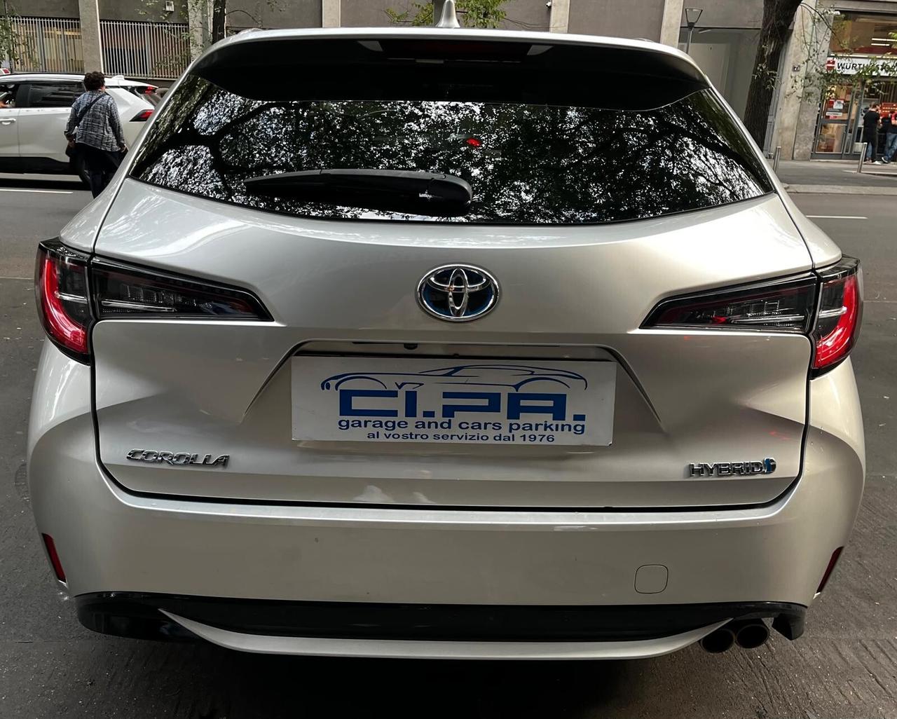 Toyota Corolla Touring Sports 2.0 Hybrid Business