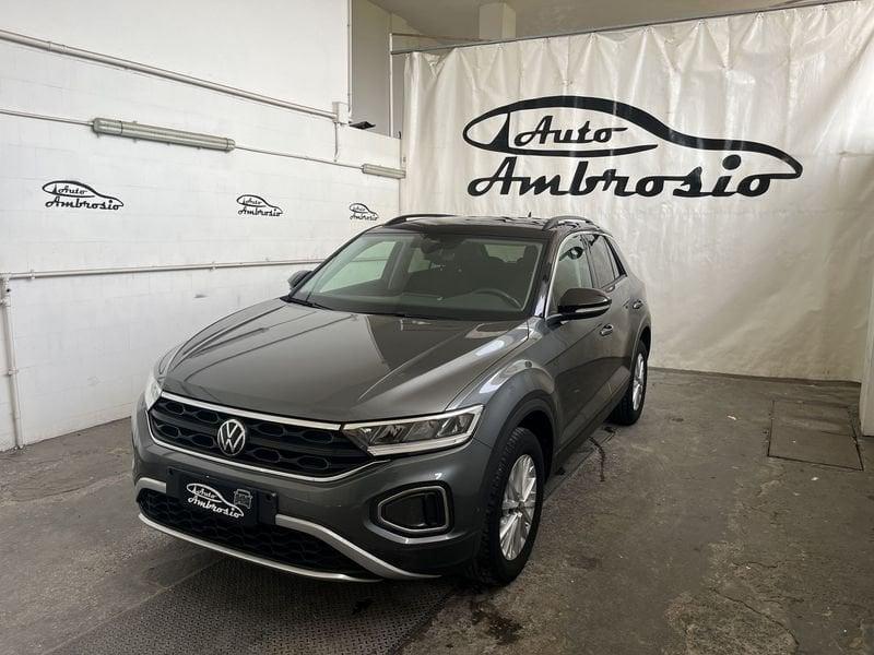 Volkswagen T-Roc T-Roc 1.0 tsi Life 110cv tua da 189,00 al mese