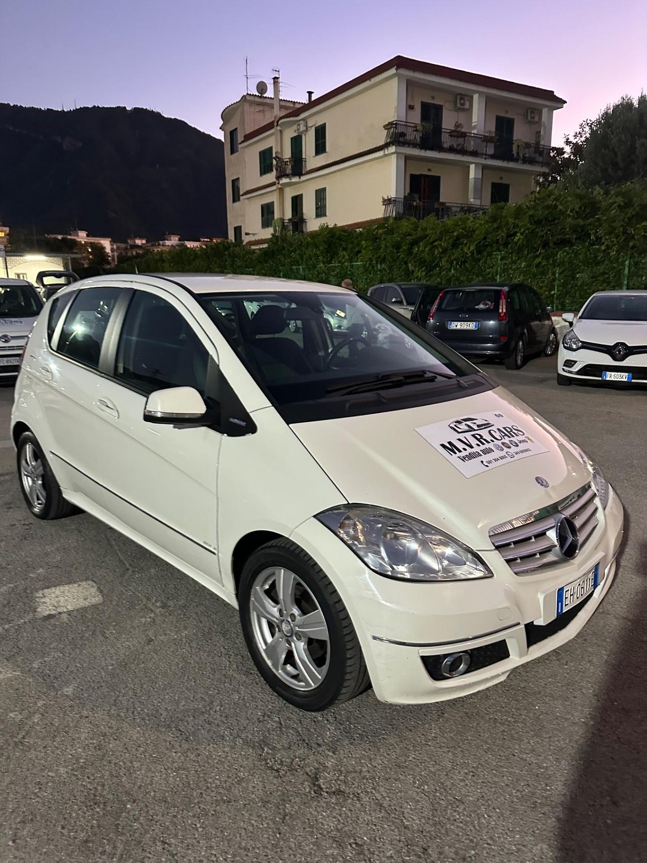 Mercedes-benz A 160 CDI BlueEFFICIENCY Avantgarde