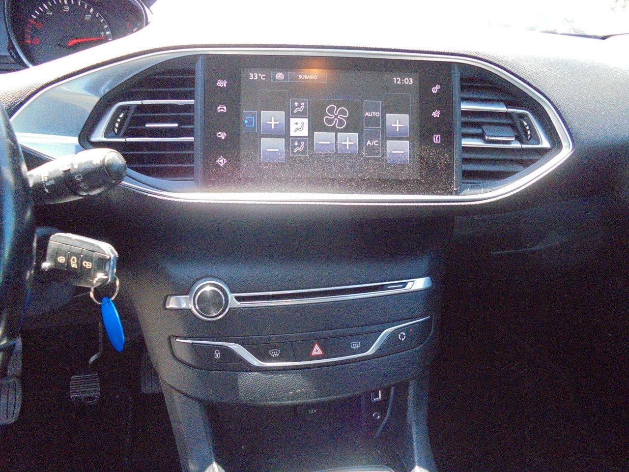Peugeot 308 BlueHDi 120 S&S SW Allure